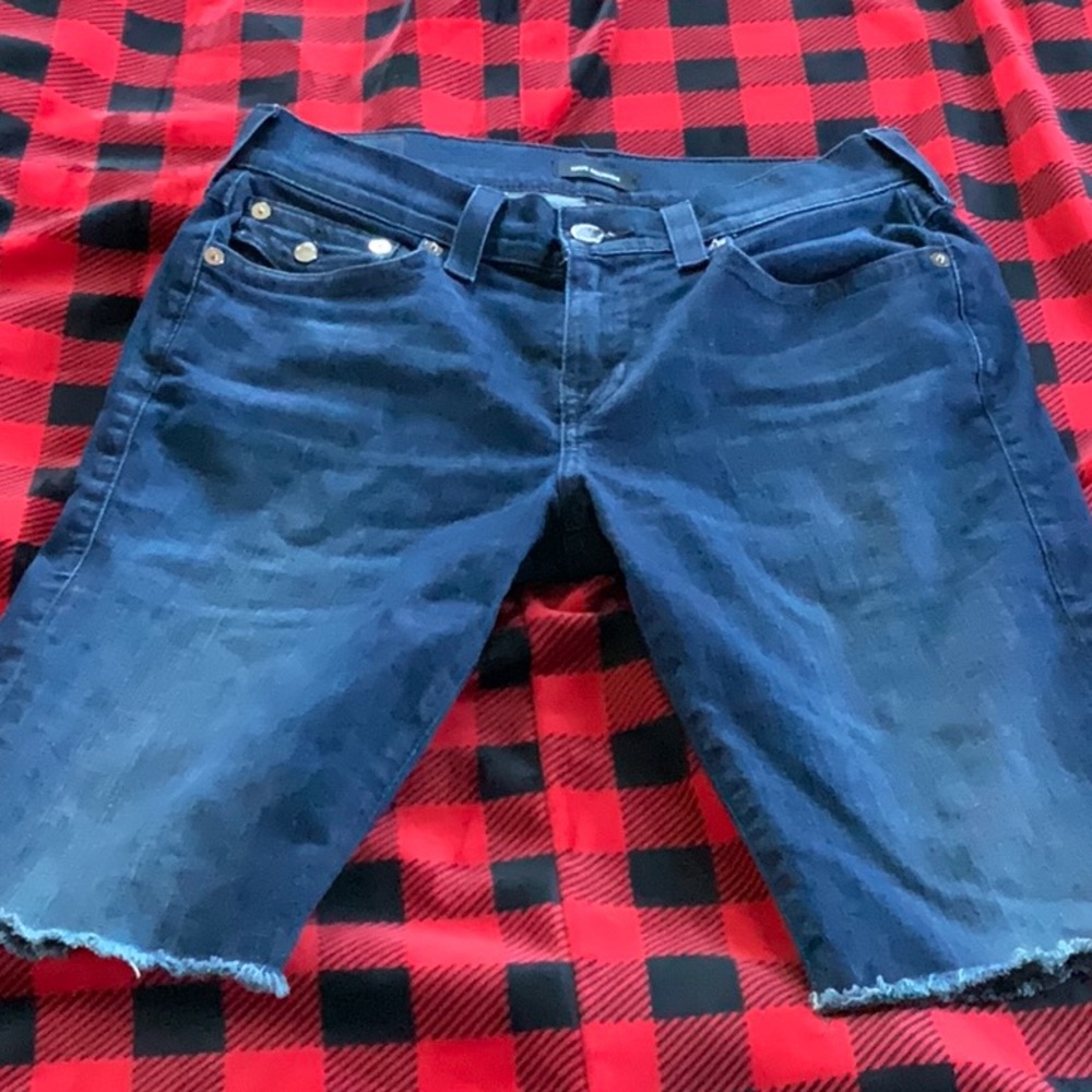 True religion cut off blue Jean shorts size 32